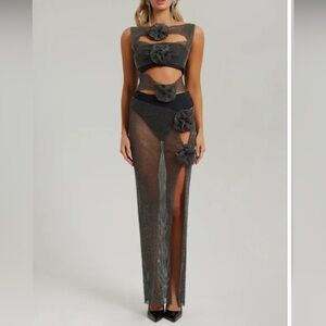 BLACK CRYSTAL METAL MESH FLOWER EMBELLISHED CUTOUT MAXI DRESS